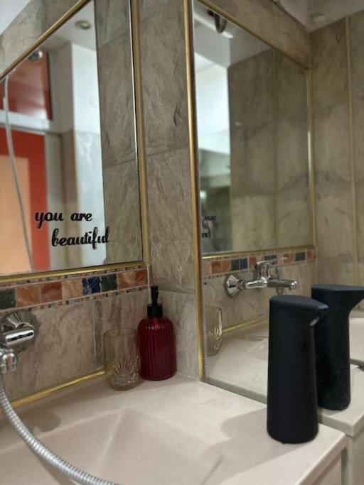 Deluxe Plovdiv Apartment ภายนอก รูปภาพ